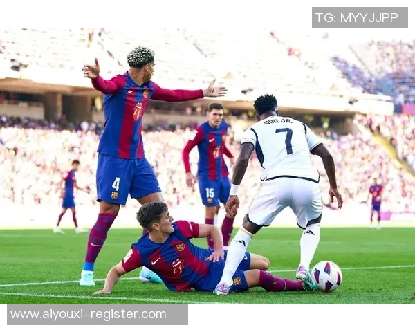 中超精彩对决多特蒙德逆袭皇马6比2补时进球引爆全场激情 中超精彩对决多特蒙德逆袭皇马6比2补时进球引爆全场激情