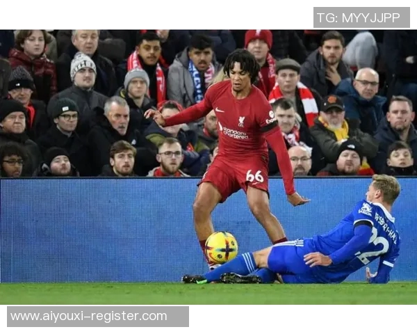 足总杯激战利物浦大胜曼联乌龙球成比赛转折点精彩集锦回顾 足总杯激战利物浦大胜曼联乌龙球成比赛转折点精彩集锦回顾